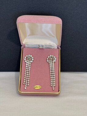 Vanna White Crystal Ice Dangle Rhinestone Earrings Pink Velvet Box Model Vintage